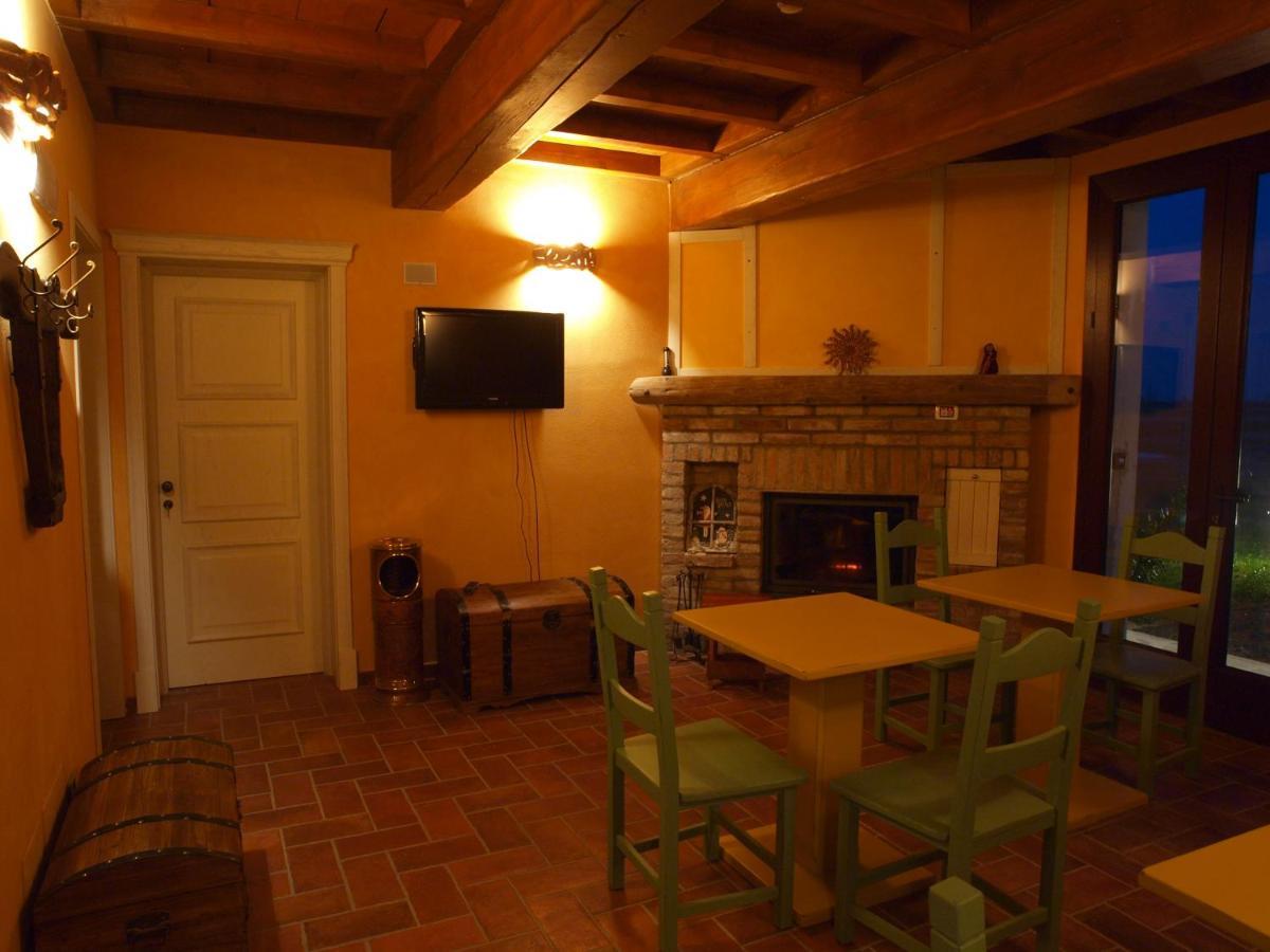 Agriturismo Al Navile Malalbergo Ngoại thất bức ảnh